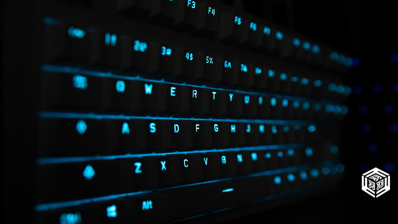 公司背光硅膠鍵盤(pán)，背光機(jī)械鍵盤(pán)遠(yuǎn)銷(xiāo)美國(guó)，新加坡！